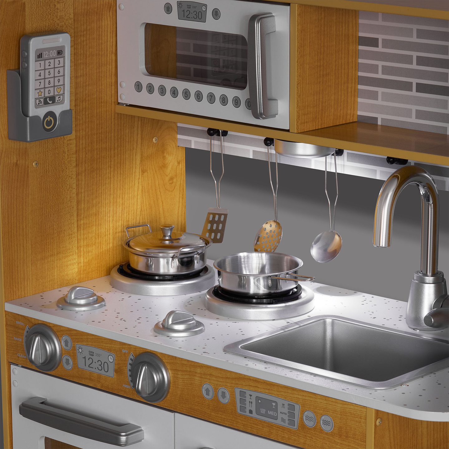 XXL дървена кухня с LED осветление, престилка и аксесоари