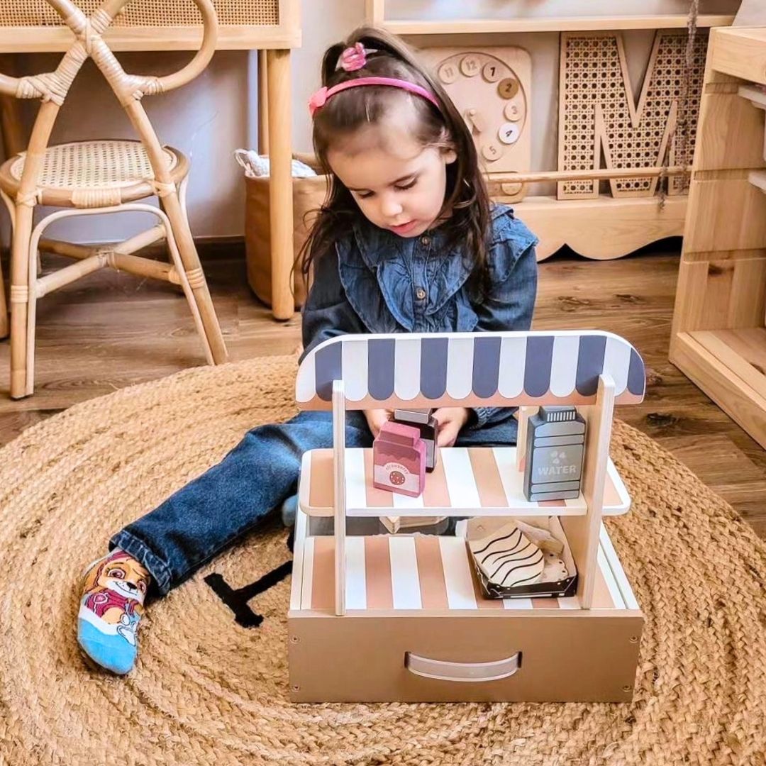 Сгъваем дървен магазин - кафене, сладкарница с аксесоари