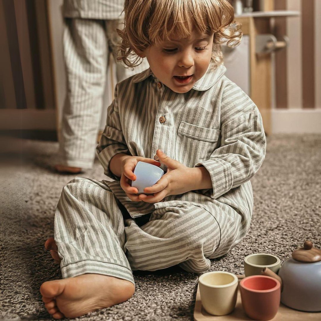 Дървен комплект за чай с поднос - 7 артикула