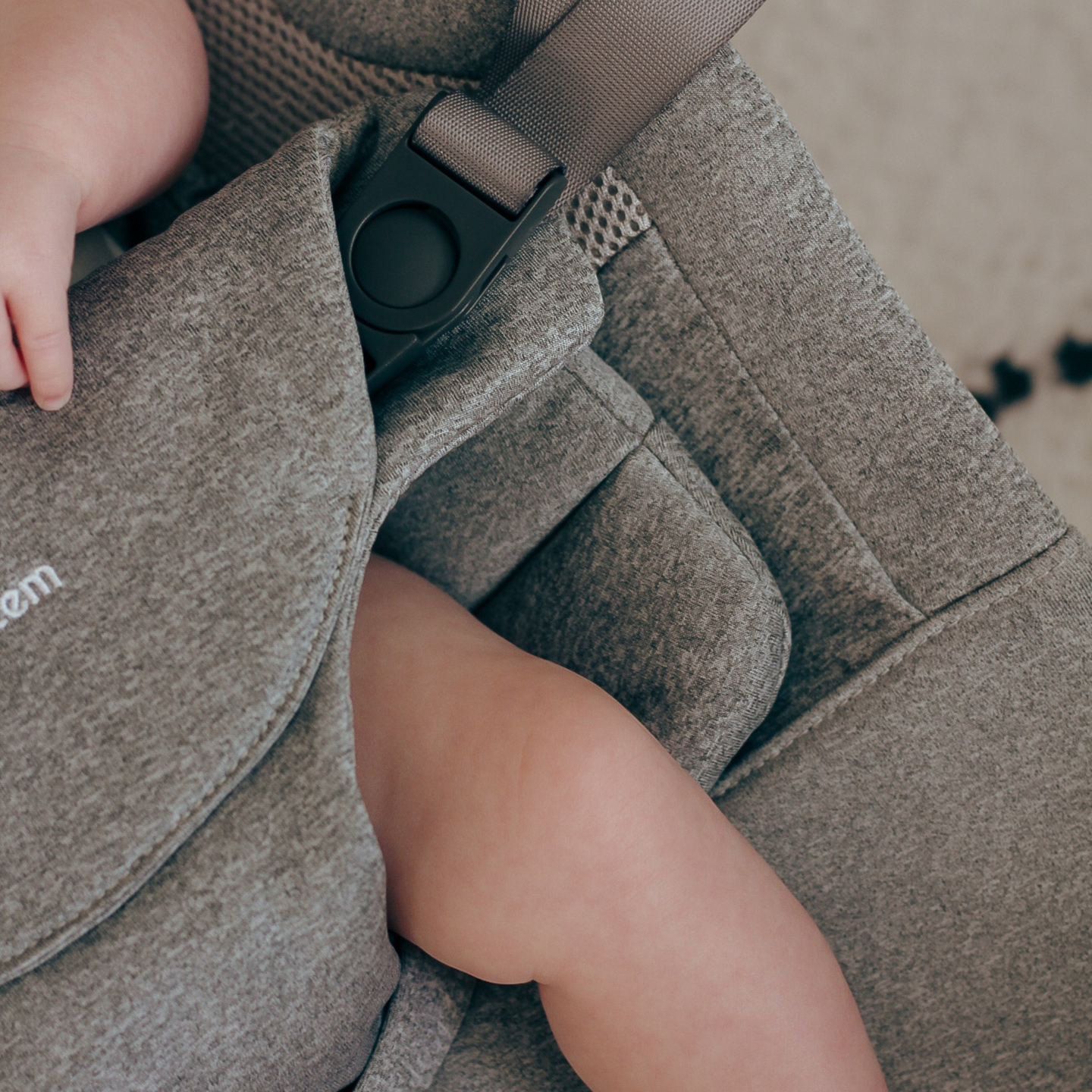 Люлеещ се стол 2 в 1 Moby-Система LILY - сив