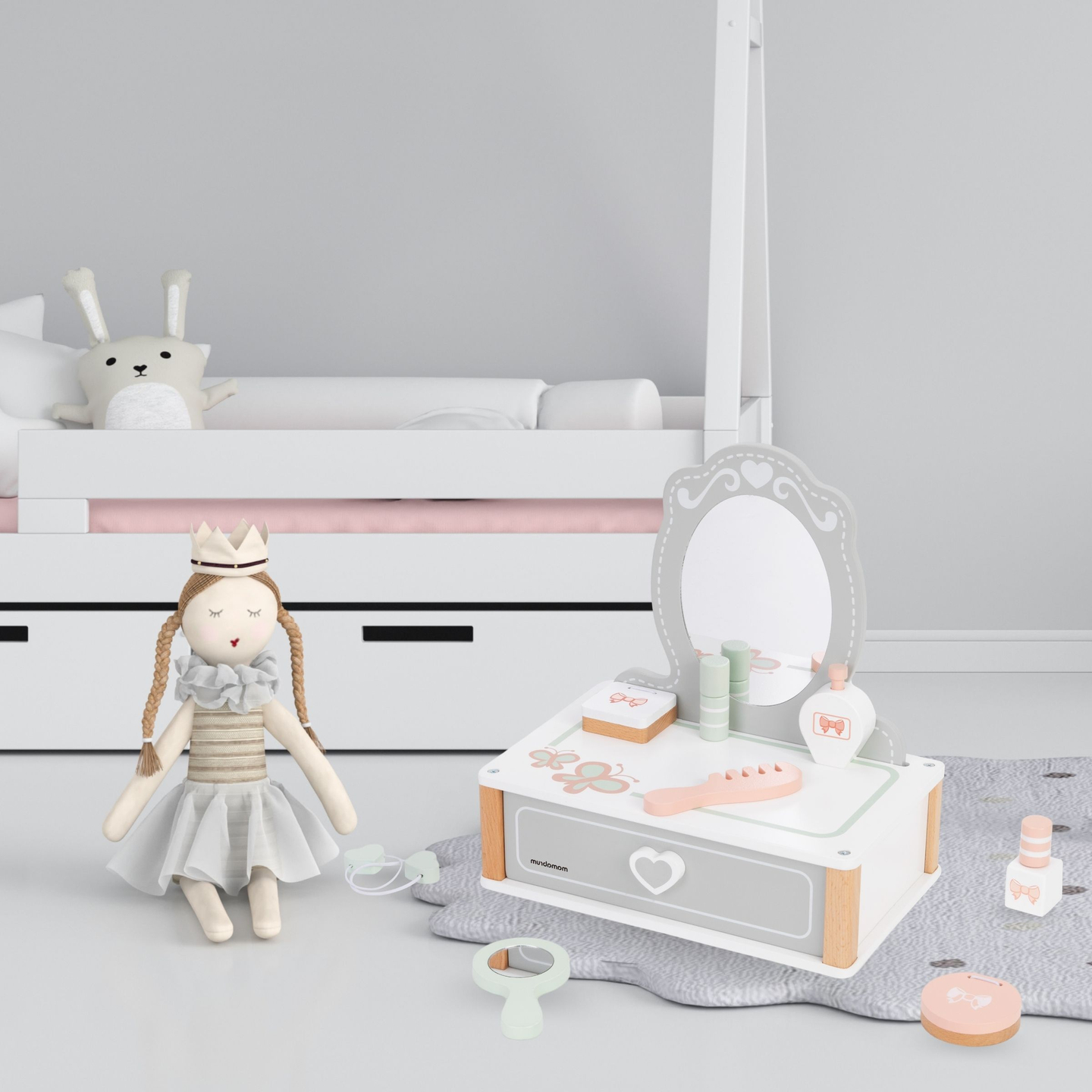 Дървена детска тоалетка с аксесоари