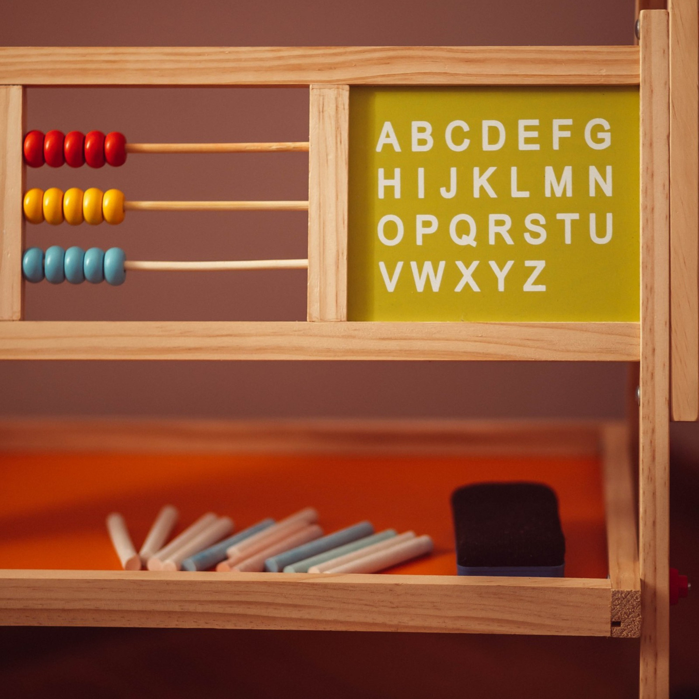 Голяма образователна двустранна дъска: магнитна и тебеширена - дъска за сухо изтриване, дървена