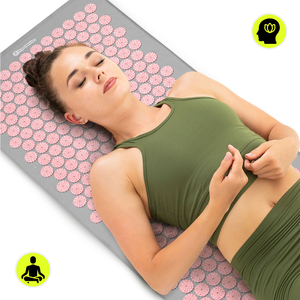 Голяма постелка за акупресура с възглавница и калъф - 130 см HyperMotion сиво и розово