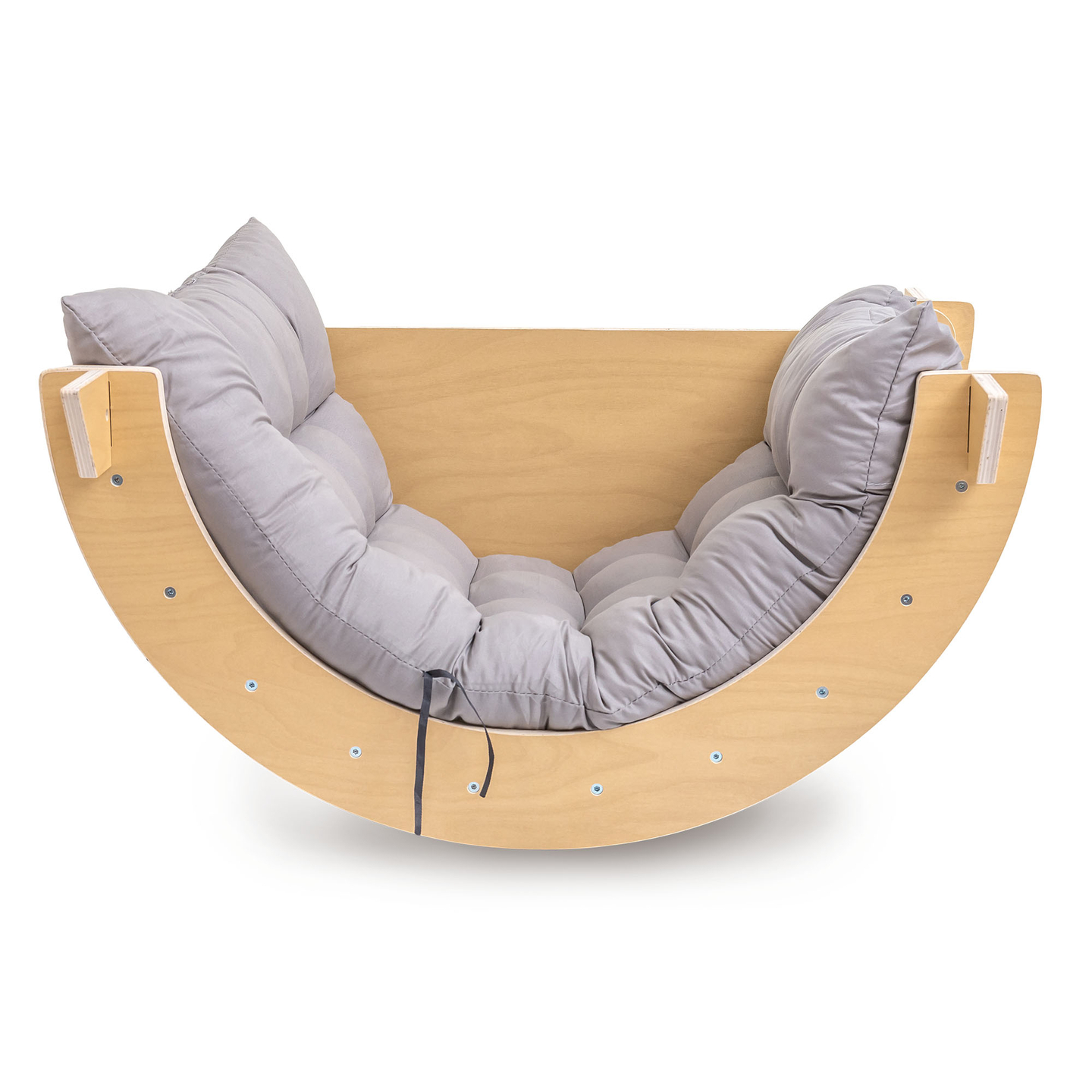 Дървена закрита детска площадка - стена за катерене, пързалка, арка/люлка за катерене и триъгълник на Пиклер