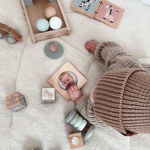 Образователна кутия Монтесори за бебета - 6 играчки