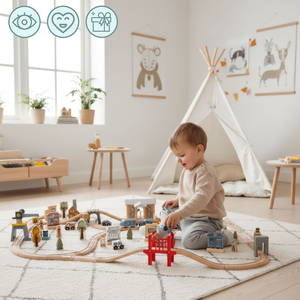 Дървена градска железница с електрически влак - движещ се кран, кораб, мостове