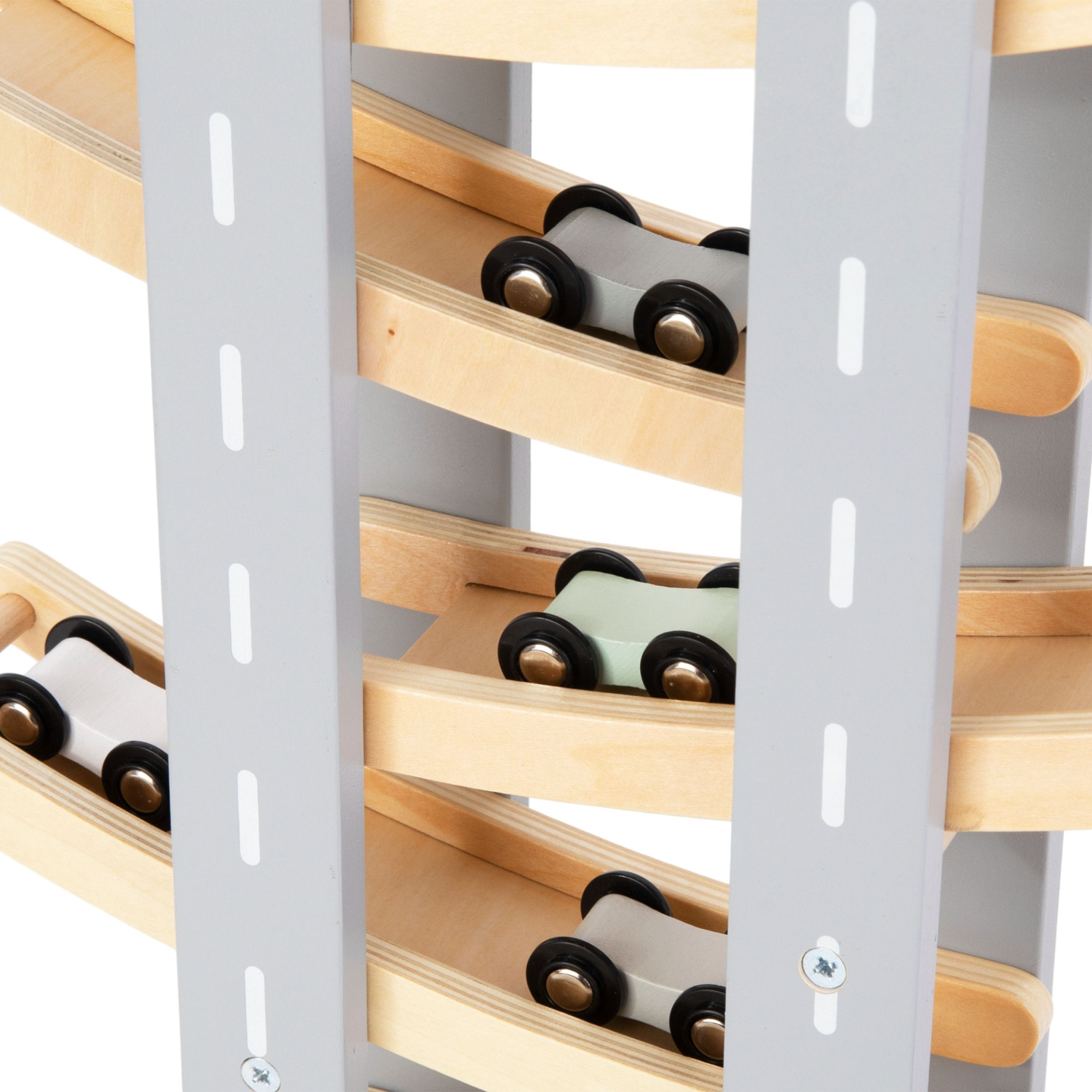 Дървена писта - пързалка за автомобили - 6 етажа