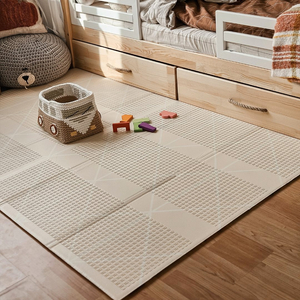 Двустранна сгъваема постелка от пяна 180 x 120 x 1cm - Charming Town/Sand Beige