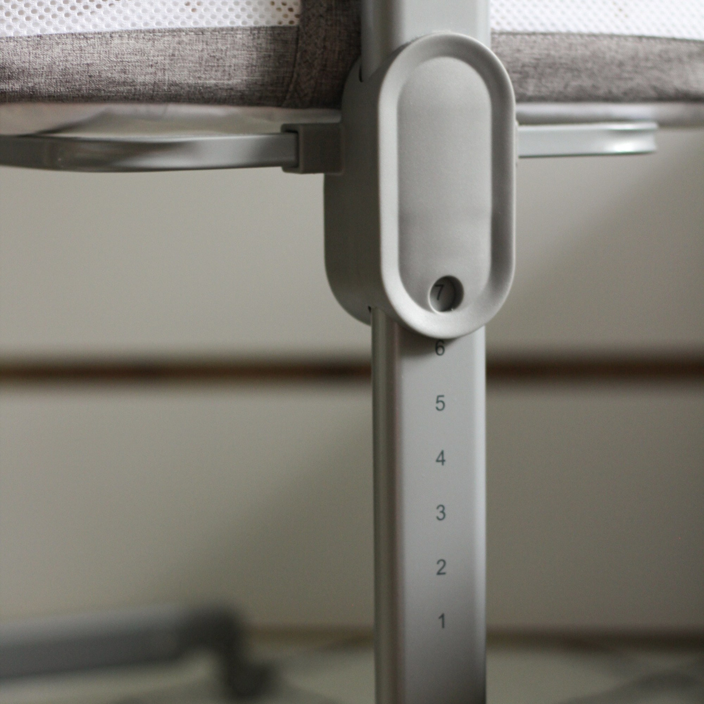 Разтегателно креватче Moby-Система LUNA 3в1 - сиво