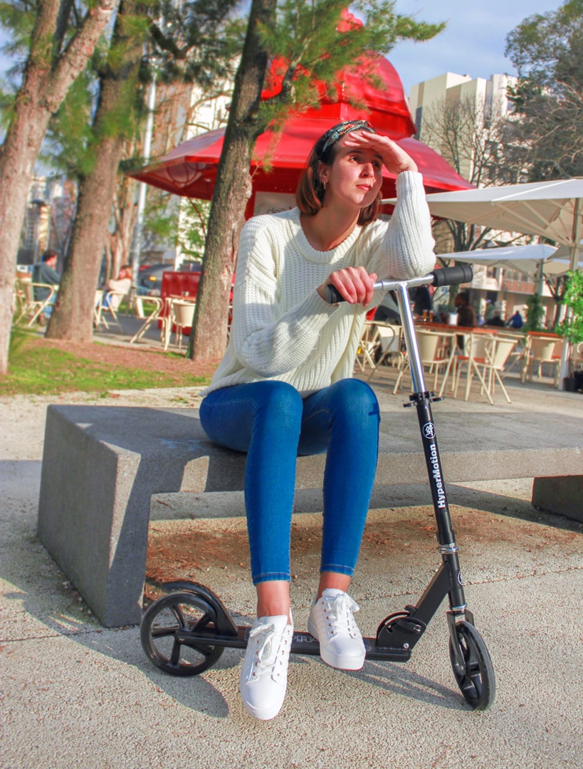 Скутер HyperMotion ROCKSTER - Черен