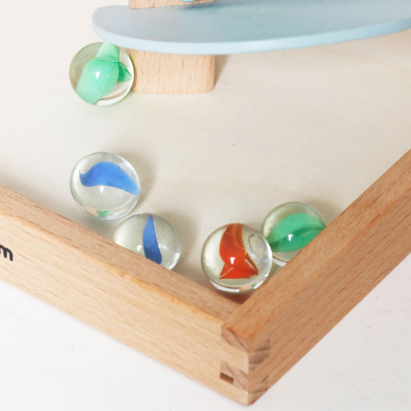 Дървен кулодрум - звуково дърво с топки