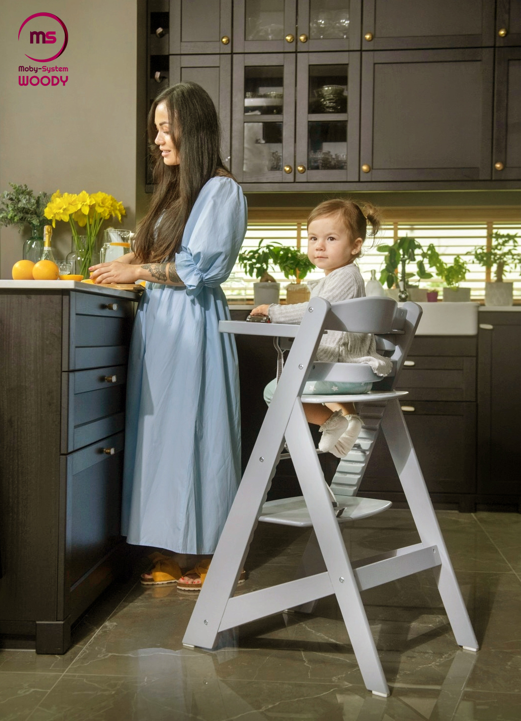 Дървен стол за хранене Moby-System WOODY - сив цвят