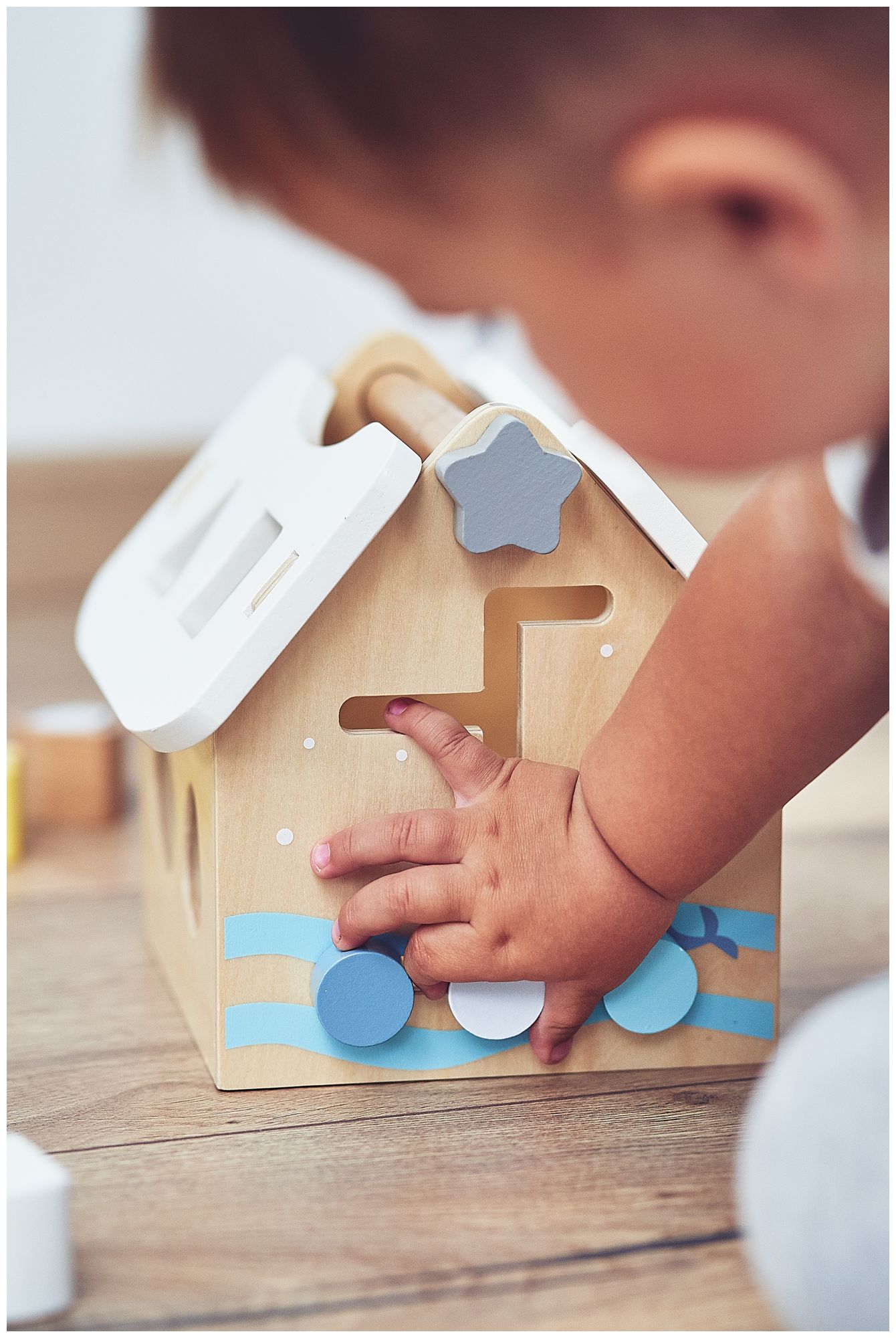 Сортер - образователна дървена къщичка с блокчета
