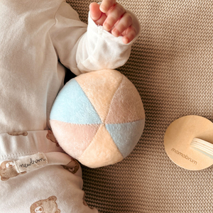 Комплект играчки Монтесори за малки деца от 0 до 6 месеца