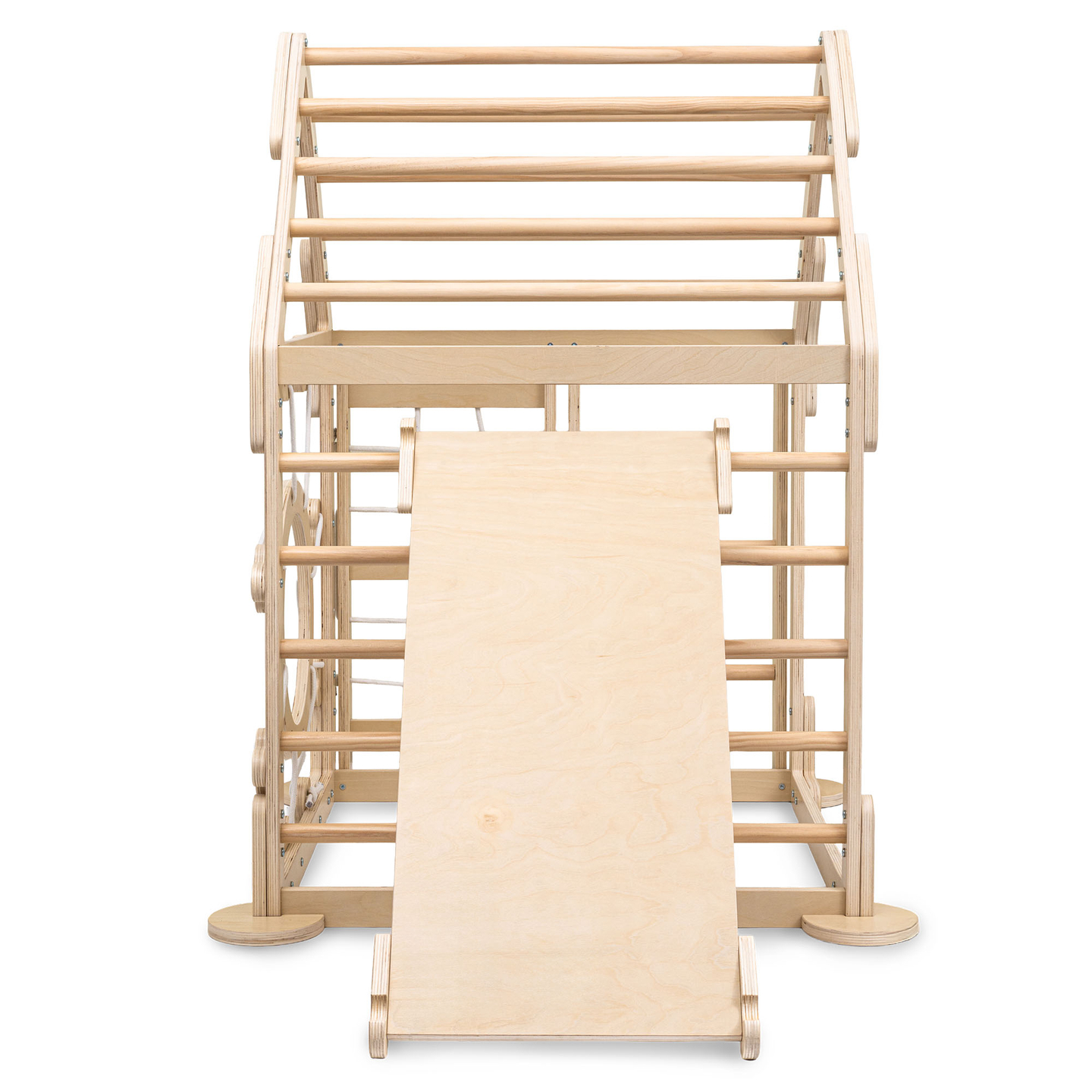 Дървена закрита детска площадка - къщичка със стълби и пързалка