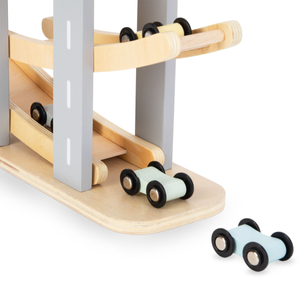 Дървена писта - пързалка за автомобили - 6 етажа