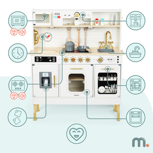 Интерактивна XXL дървена кухня с аксесоари и LED осветление - на две нива