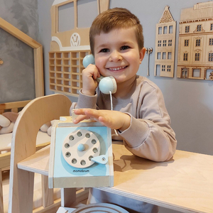 Ретро дървен телефон - мента