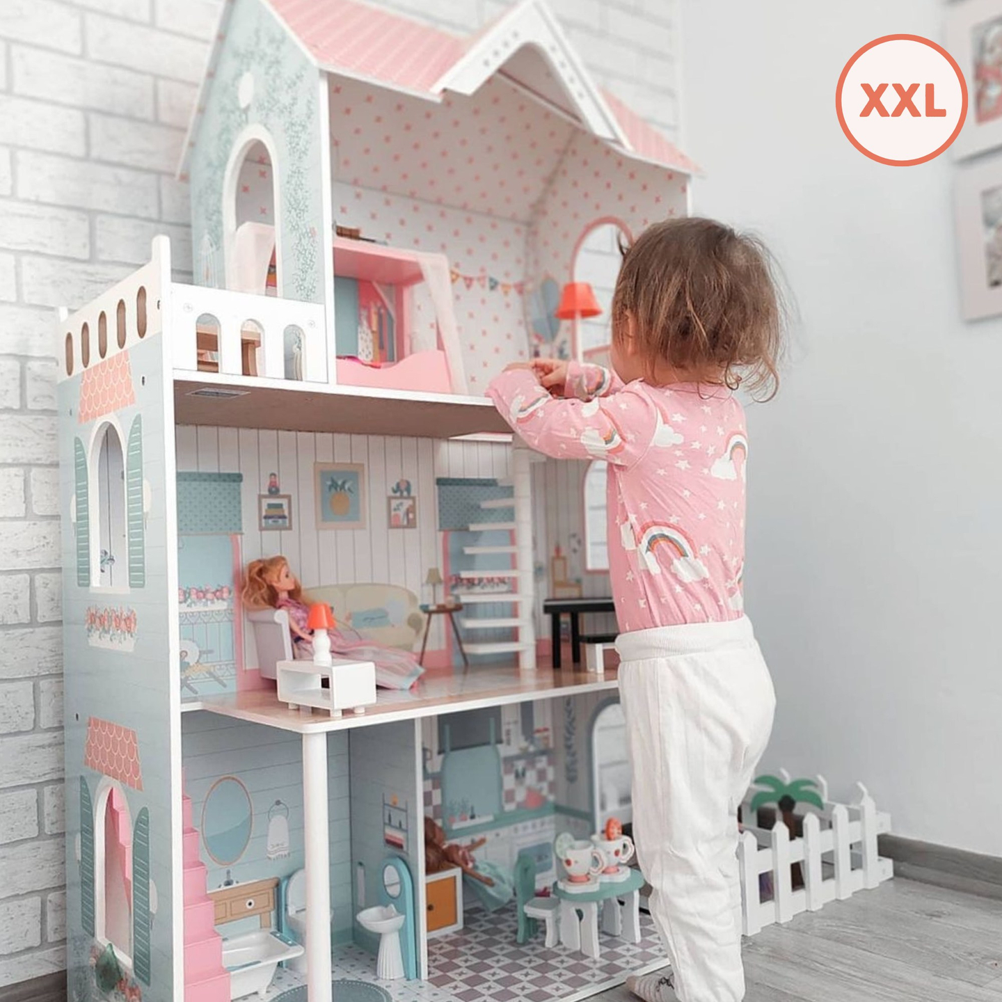 XXL Най-голямата дървена къща за кукли - 123 см - LED осветление - тераса, аксесоари, градина