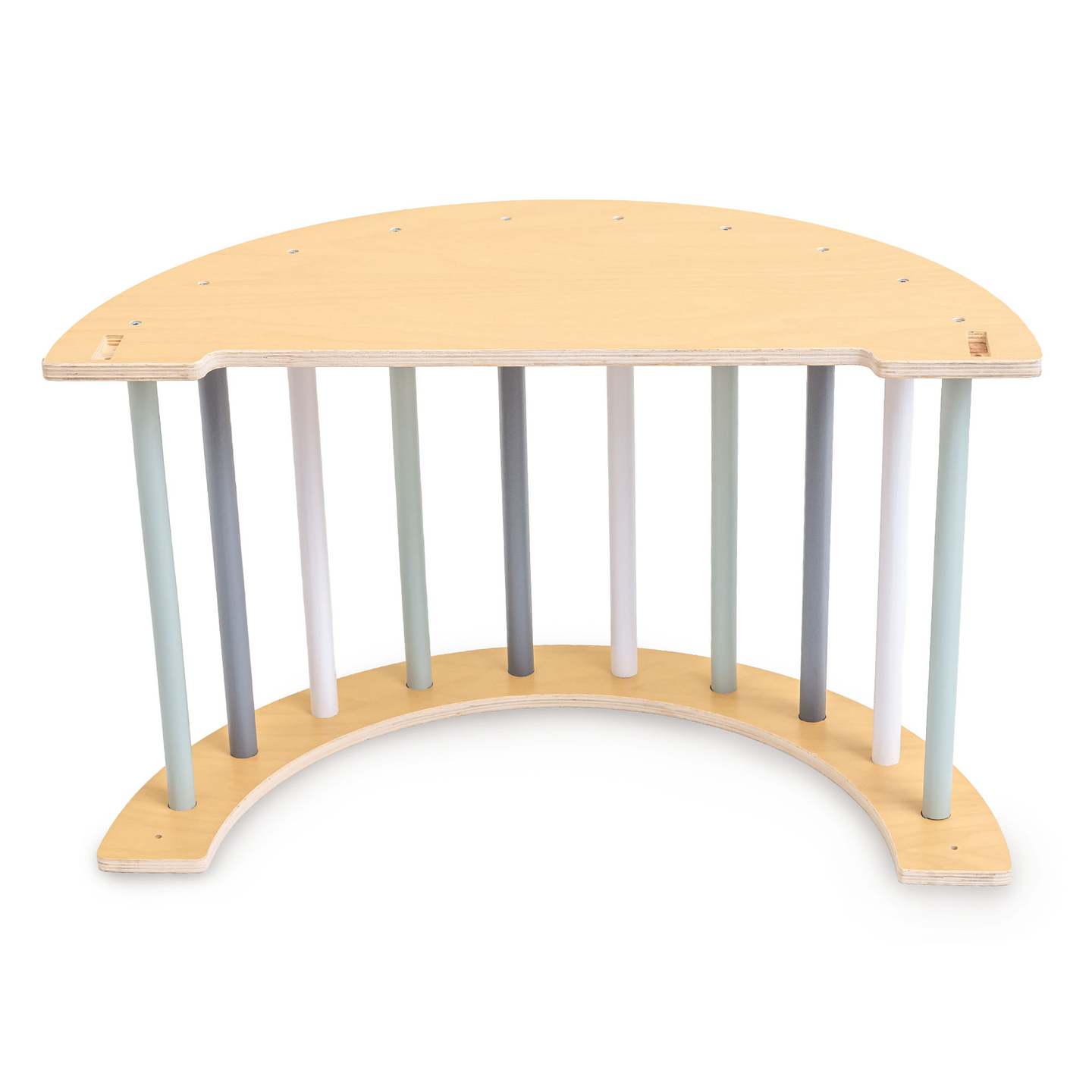 Дървена закрита детска площадка - стена за катерене, пързалка, арка/люлка за катерене и триъгълник на Пиклер