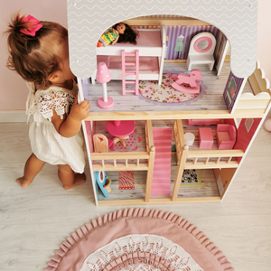 Голяма дървена 3-етажна къща за кукли с тераса, комплект мебели и LED осветление!